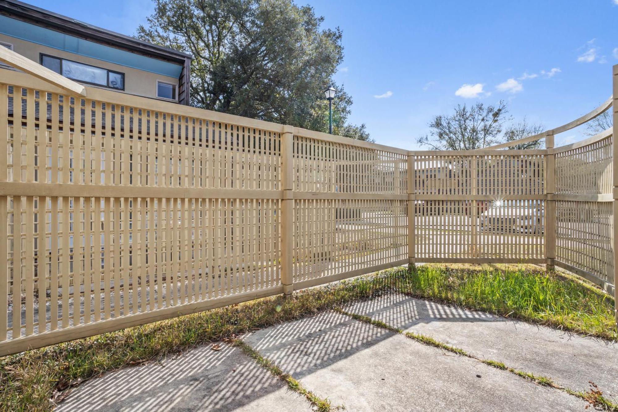 King Bed Well-Located Cozy Townhouse Retreat Lejlighed Gulfport Eksteriør billede